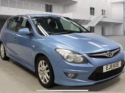 Blue Used 2011 Hyundai i30 Comfort Hatchback | £1,995 (Fair price)