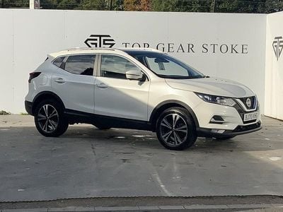 White Used 2020 Nissan Qashqai N-Connecta SUV | £15,995 (Fair price)