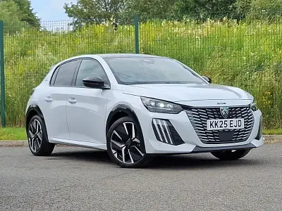 Used Peugeot 208 GTi 145 HP (106 kW) 2025 White Hatchback