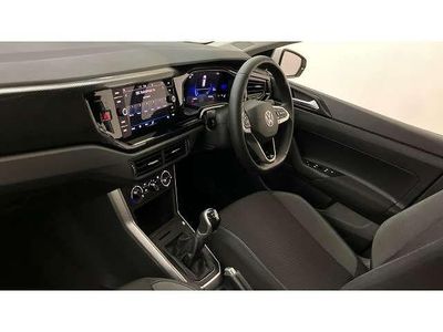 Used VW Polo Life 80 HP (58 kW) 2023 White Hatchback