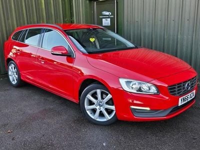 Red Used 2016 Volvo V60 SE Estate | £5,750 (Fair price)
