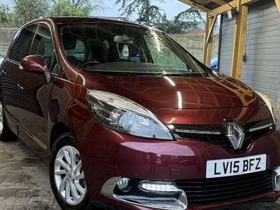 Used 2015 Renault Scénic Dynamique MPV | £4,295