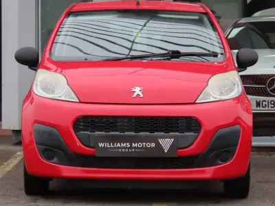 Used Peugeot 107 Access 68 HP (50 kW) 2012 Red Hatchback