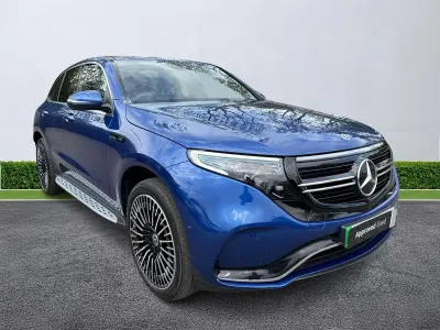 Usado Mercedes EQC400 AMG Line Premium 300 kW (408 HP) 2023 Azul SUV