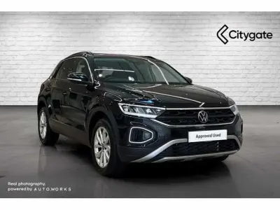 Used VW T-Roc 150 HP (110 kW) 2025 SUV