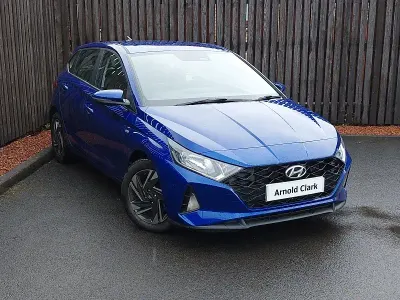 Used Hyundai i20 SE 100 HP (73 kW) 2023 Blue Hatchback