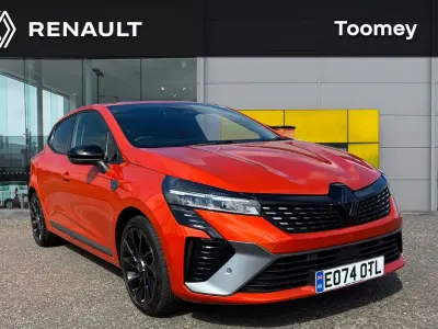 Used Renault Clio V Esprit Alpine 143 HP (105 kW) 2024 Orange  Hatchback