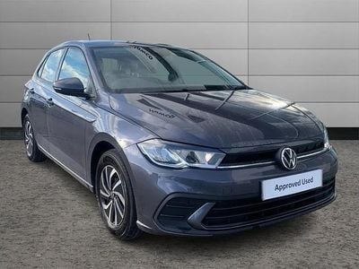 Begagnad VW Polo Life 95 HK (69 kW) 2022 Grå Halvkombi