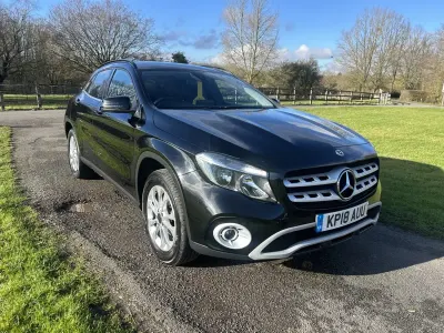 Usado Mercedes GLA200 SE 136 HP (100 kW) 2018 Preto SUV