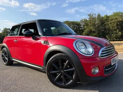 Used Mini Cooper Hatch 2013 Red Hatchback