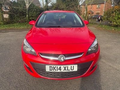 Used Vauxhall Astra Excite 2014 Red Hatchback
