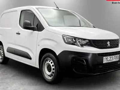 Used Peugeot Partner Premium 102 HP (75 kW) 2023 White MPV