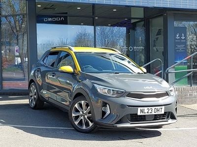 Used Kia Stonic 99 HP (72 kW) 2023 Grey SUV