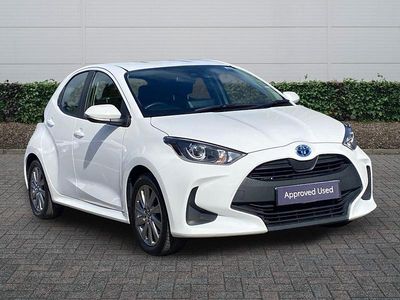 Used Toyota Yaris Hybrid 2023 White Hatchback