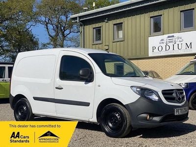 Begagnad Mercedes Citan 109 94 HK (69 kW) 2020 Svart