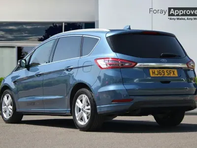 Used Ford S-MAX Titanium 2019 Chrome blue MPV