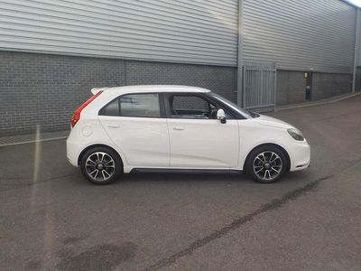 Used MG MG3 2015 White Hatchback