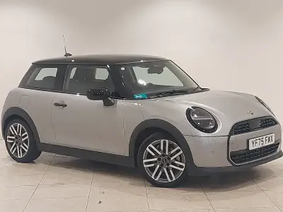 Used Mini Cooper Classic 114 kW (156 HP) 2025 Silver Hatchback