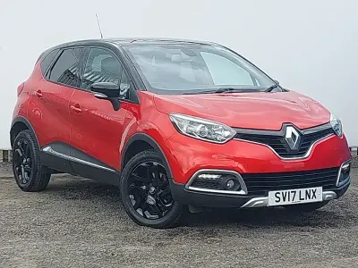Used Renault Captur Signature 120 HP (88 kW) 2017 Red SUV