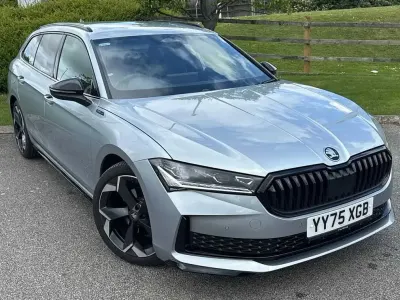 Used Skoda Superb SportLine 150 HP (110 kW) 2026 Pebble silver metallic Estate