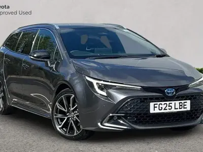 Used Toyota Corolla 140 HP (102 kW) 2025 Grey Estate
