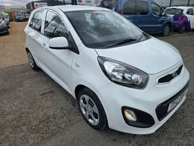 Used Kia Picanto 2014 White Hatchback