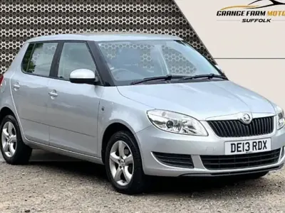 Used Skoda Fabia SE 69 HP (50 kW) 2013 Silver Hatchback