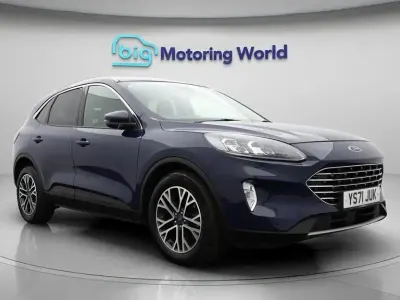 Used Ford Kuga Titanium 120 HP (88 kW) 2022 Blue SUV