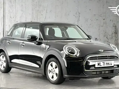 Used Mini ONE Classic 101 HP (74 kW) 2021 Black Hatchback