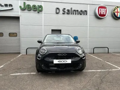 New Fiat 600 Icon 99 HP (72 kW) 2026 Black SUV