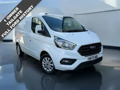 Used Ford Transit Custom Limited 130 HP (95 kW) 2022 White Van