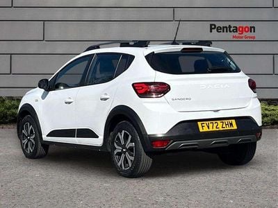 Used Dacia Sandero Journey 90 HP (66 kW) 2023 White SUV