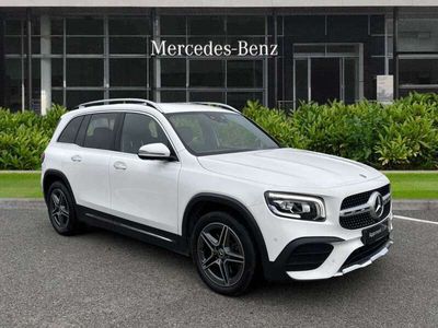 Mercedes GLB220