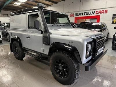 Silver Used 2015 Land Rover Defender Hatchback | £34,950 (A bit pricey)