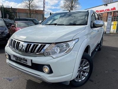 Used Mitsubishi L200 178 HP (130 kW) 2017 White Pickup
