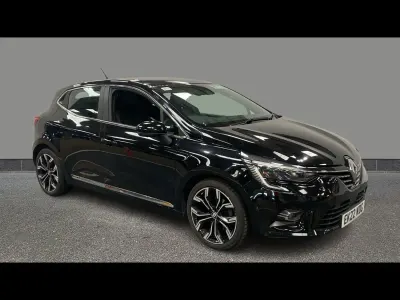 Używany Renault Clio V Version S 2022 Czarny Hatchback
