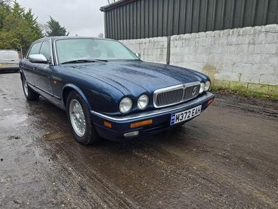 Used Jaguar XJ Sovereign 211 HP (155 kW) 1995 Blue Sedan