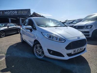 Used Ford Fiesta Zetec 2010 White Hatchback
