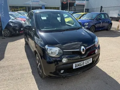 Used Renault Twingo Iconic 90 HP (66 kW) 2019 Black Hatchback