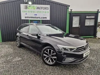 Used VW Passat SEL 150 HP (110 kW) 2022 Black Estate