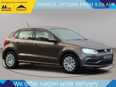 Begagnad VW Polo S 2025 Brun Halvkombi