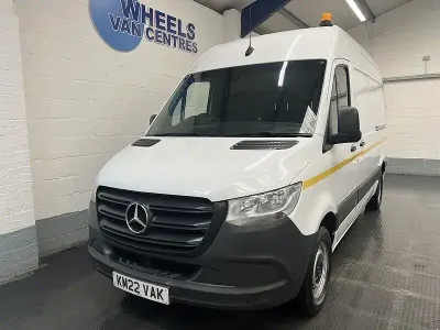 Used Mercedes Sprinter Progressive 150 HP (110 kW) 2022 White Van