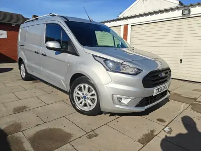 Usado Ford Transit Connect Limited 120 HP (88 kW) 2021 Prateado Monovolume
