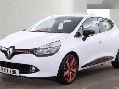 Used Renault Clio IV Dynamique 2014 White Hatchback