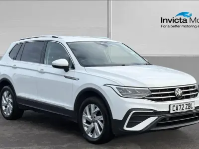 Usado VW Tiguan Life 150 HP (110 kW) 2022 Branco SUV