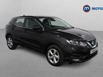 Używany Nissan Qashqai Acenta Premium 140 KM (102 kW) 2020 Czarny SUV