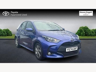 Used Toyota Yaris Hybrid 116 HP (85 kW) 2024 Blue Hatchback