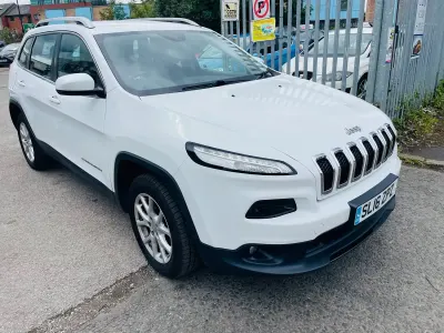 Used Jeep Cherokee Longitude Plus 2016 White SUV
