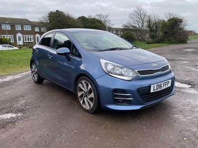 Used Kia Rio 84 HP (61 kW) 2016 Blue Hatchback