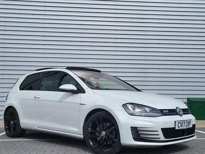 Used VW Golf VII GTD 2017 White Hatchback